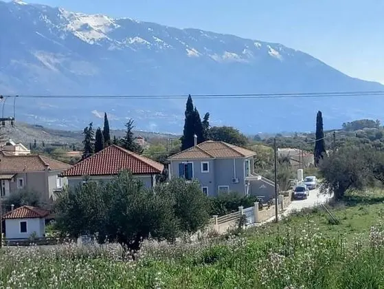 Lovely 1-bed Apartment in Metaxata - Dış Mekan