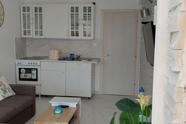 Lovely 1-bed Apartment in Perea - İç Mekan
