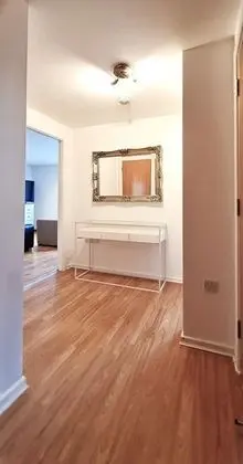 Lovely 1 bedroom apartment with a view - İç Mekan