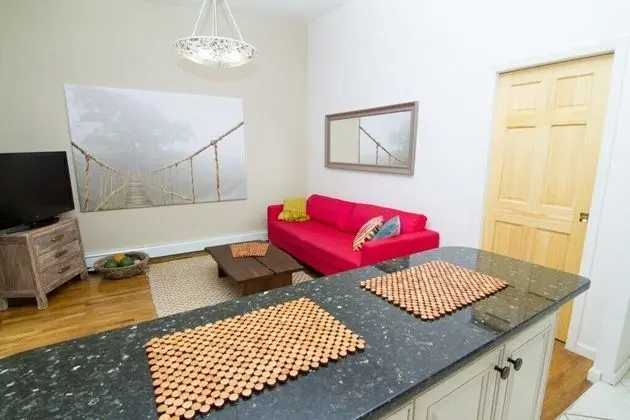 Lovely 1 BR on Gramercy - Mutfak