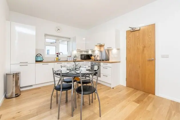 Lovely 2-bed Apartment in Dartford - Mutfak