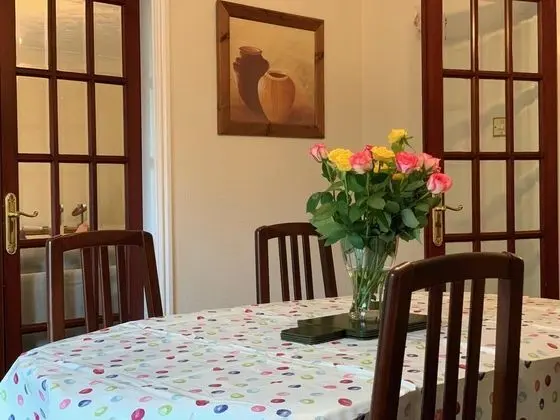 Lovely 2-bed Apartment in Lytham Saint Annes - Yerinde Yemek