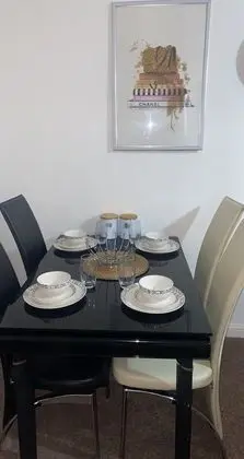 Lovely 2 Bed Flat-apt in East London- Nice Estate - Mutfak