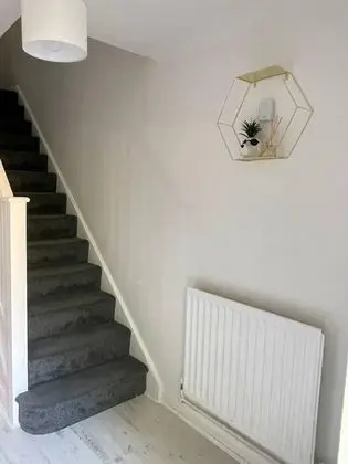 Lovely 2-bed House in Rochester - İç Mekan