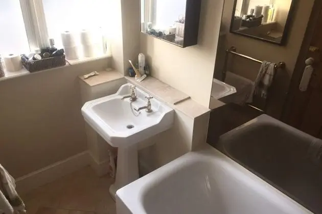 Lovely 2 Bedroom on the Corner of Portobello Road - Banyo Tipleri