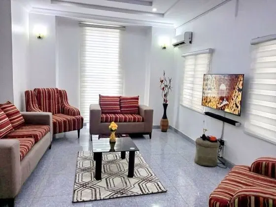 Lovely 2-bedroom Serviced Apartment