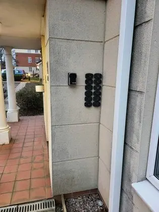 Lovely 2-bedroom Serviced Apartment in West Brom - Dış Mekan