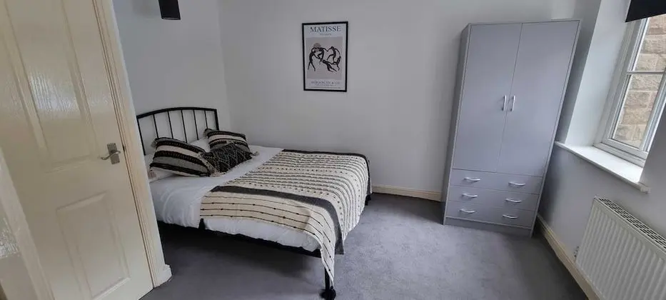 Lovely 2-BR Holiday Flat - Free Parking - Oda