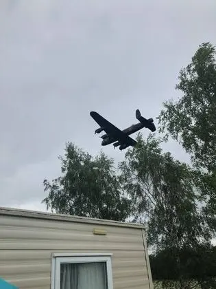 Lovely 3-bed Caravan With Hot Tub in Lincolnshire - Dış Mekan