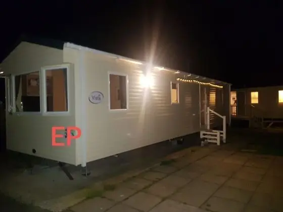 Lovely 3-bed Caravan in Towyn - Dış Mekan