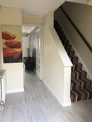 Lovely 3-bed House in Farnham Royal Slough - İç Mekan