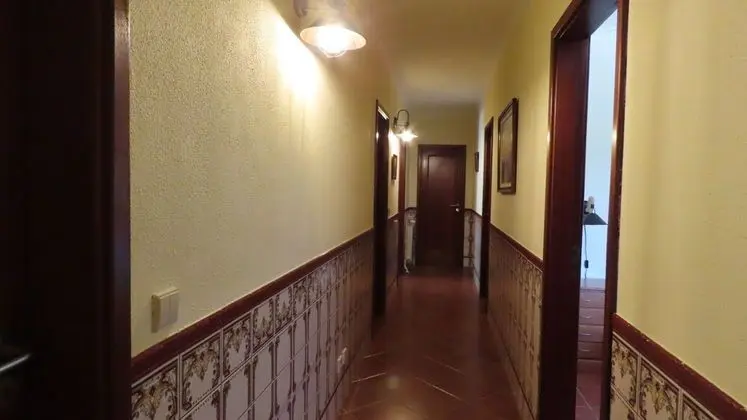 Lovely 3-bed House in Queimada Ideal for Families - İç Mekan