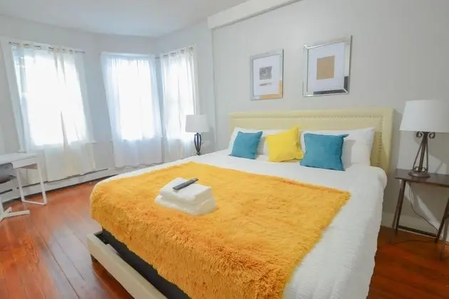 Lovely 3-Bedroom Apt with free parking - Öne Çıkan Resim