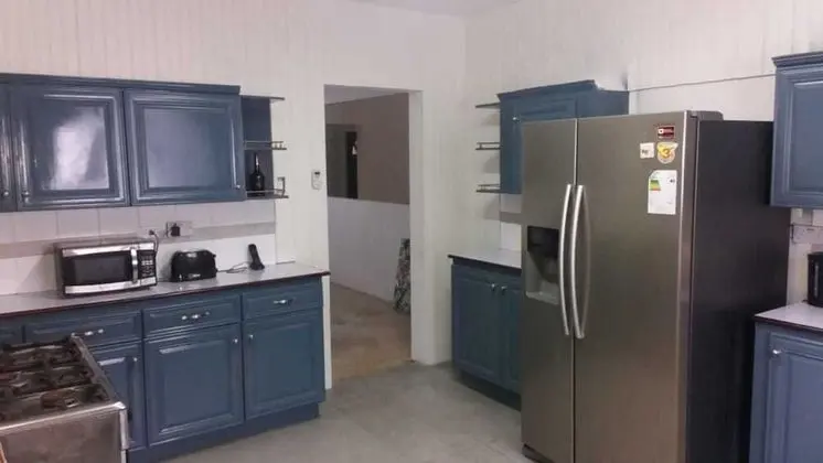 Lovely 4-bed House in Beautiful Portland - Mutfak