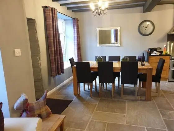 Lovely 4 bed House Sleeping 8 Near Ashbourne - Yerinde Yemek