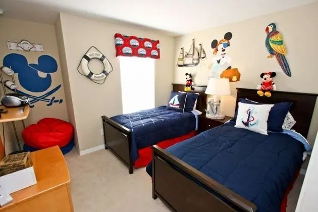 Lovely 4 Bedroom 3 Bath Town Home With Private Pool - Oda