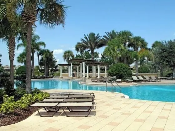 Lovely 4 Bedroom 4 Bath Pool Home in Kissimmee Resort
