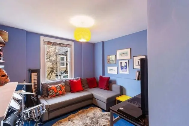 Lovely 4 Bedroom House near Portobello