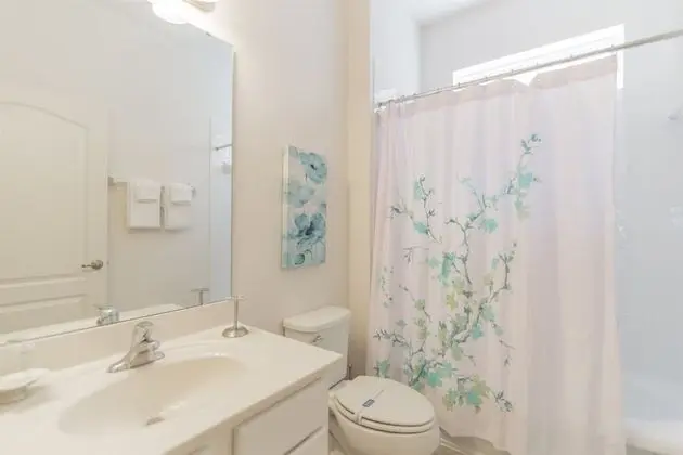 Lovely 6 Bedroom Home in the Solterra Community - 518 - Banyo Tipleri