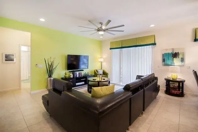 Lovely 6 Bedroom Home in the Solterra Community - 518 - Oda Düzeni
