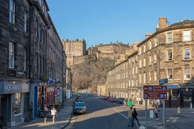 Lovely Apartment Beneath Edinburgh Castle - Konum Öne Çıkanlar