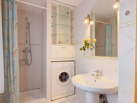 Lovely Apartment in Bled near Lake - Banyo Tipleri