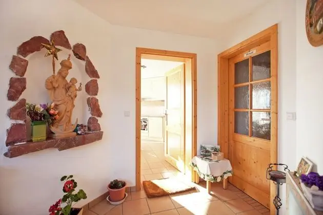Lovely Apartment in Dachsberg-urberg With Roof Terrace - Lobi