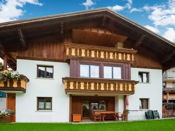 Lovely Apartment on Mountain Slope in Silbertal Austria - Öne Çıkan Resim