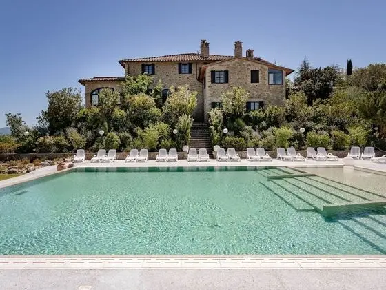 Lovely Apartment in Passaggio di Bettona With Pool - Dış Mekan