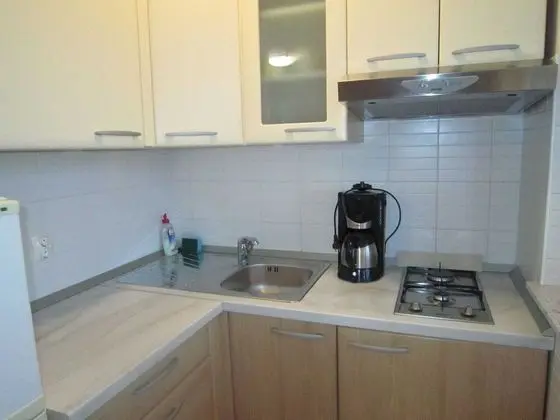 Lovely Apartment With Roof Terrace and Sea View, Near the Beach - Mutfak