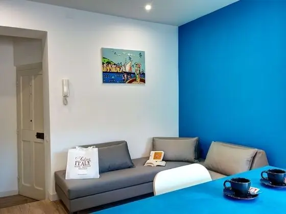 Lovely Apartment in Sorrento With Balcony - 1