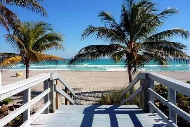 Lovely Apt, Hollywood Beach, 1/2 Block From Ocean! - Plaj