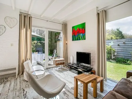 Lovely Bungalow in Noordwijkerhout With Garden - Öne Çıkan Resim