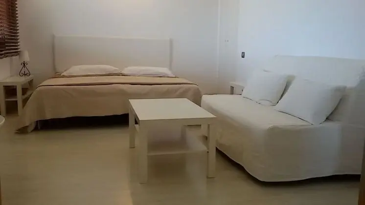 Lovely Cat's Room Urrunaga