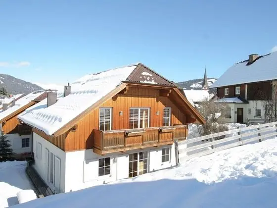 Lovely Chalet in Sankt Margarethen im Lungau near Ski Lift
