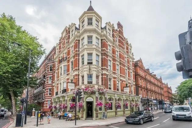Lovely Chelsea Home near The Thames