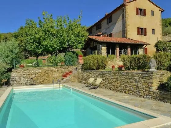 Lovely Villa in Cortona With Swimming Pool
