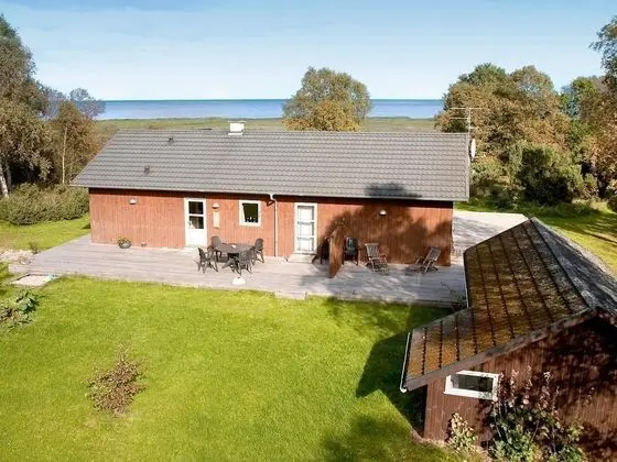 Lovely Cottage in Hadsund Jutland With Whirlpool
