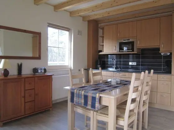 Lovely Cottage near Lake in Well - Yerinde Yemek