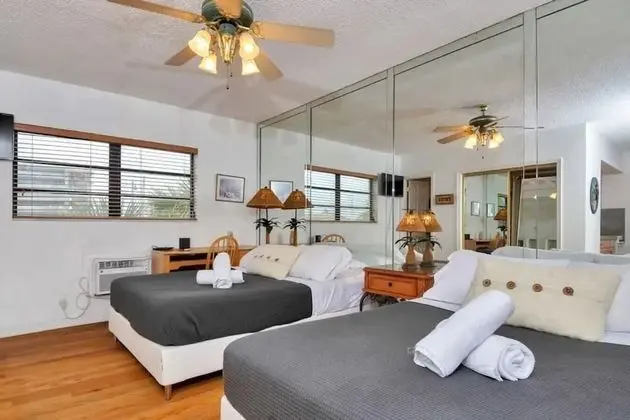 Lovely Double Studio/2baths, Hollywood Beach, Free Parking! - Oda