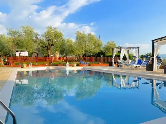 Lovely Farmhouse in Pian di Scò With Barbecue