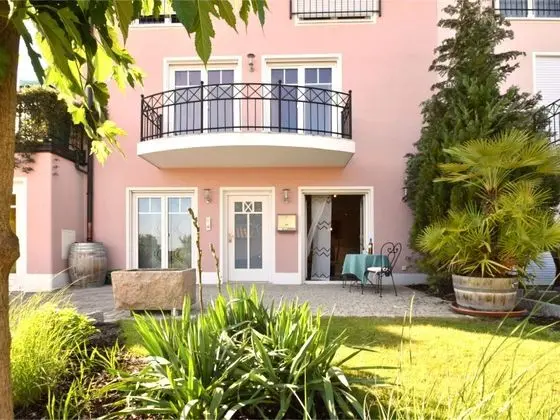 Lovely Flat in Deggendorf With Luxurious Furnishings With Southern Flair - Dış Mekan