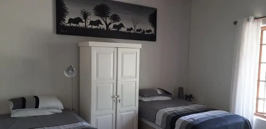 Lovely Holiday Home for a Large Family or Friends Bordering Kruger National Park - Oda
