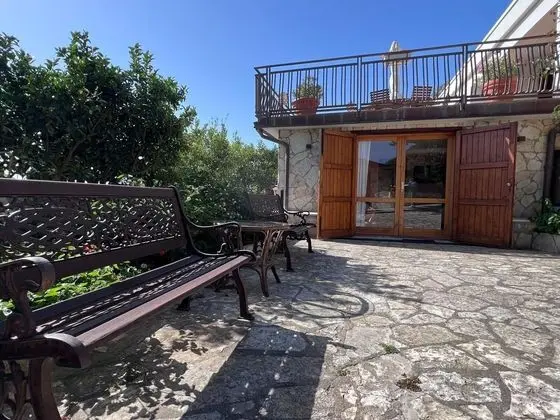 Lovely Holiday Home in Castellammare del Golfo With Pool - Dış Mekan