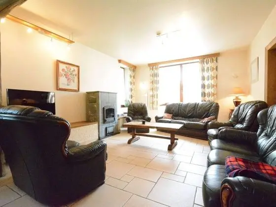 Lovely Holiday Home in Daverdisse With Terrace - Öne Çıkan Resim