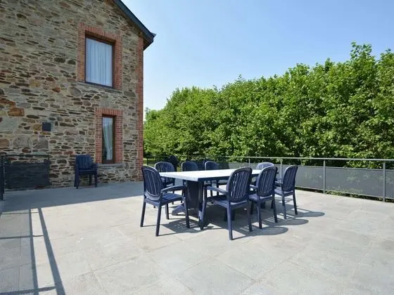 Lovely Holiday Home in Daverdisse With Terrace - Yerinde Yemek