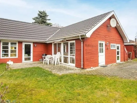 Lovely Holiday Home in Jutland Midtjylland With Garden