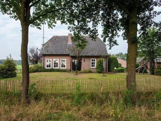 Lovely Holiday Home in Leende With Fenced Garden