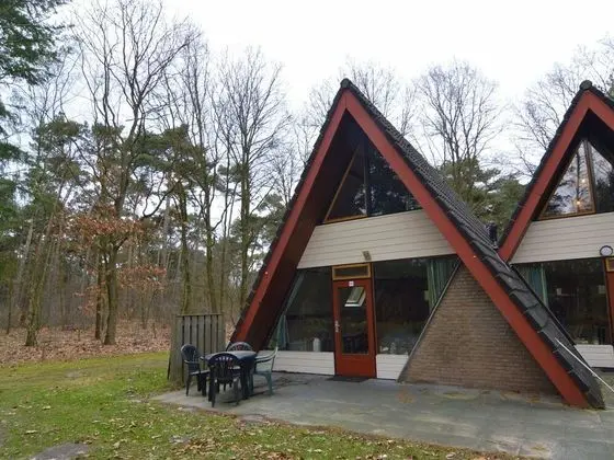 Lovely Holiday Home in Limburg Amid Lush Forest