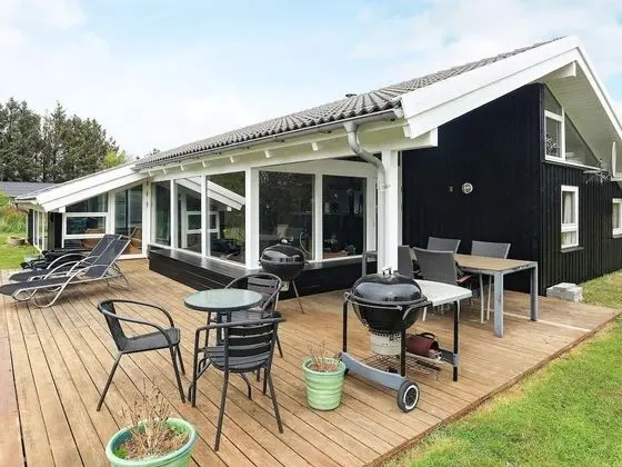 Lovely Holiday Home in Lønstrup With Swimming Pool